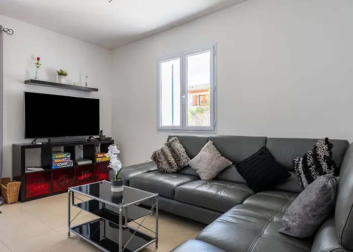 Les Treilles By Interhome *